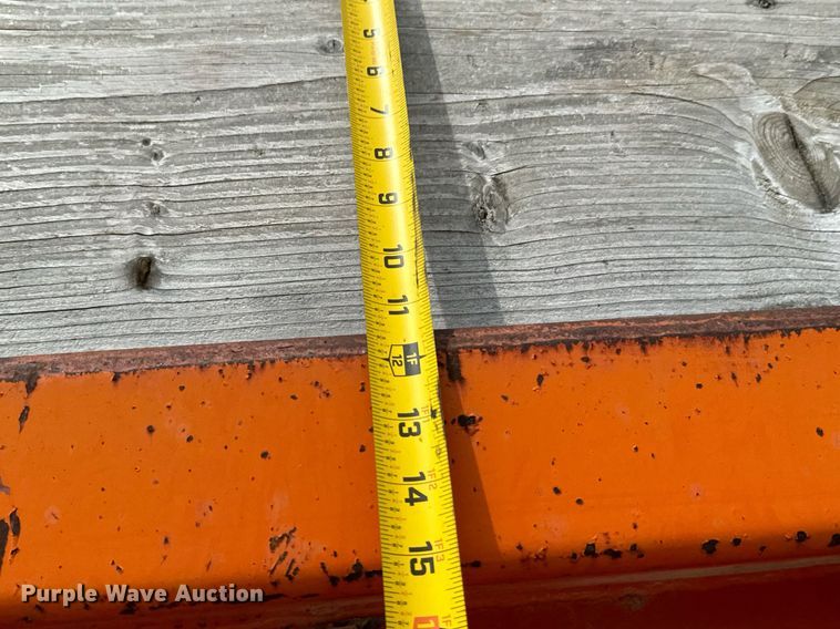 image for item DX1120 1996 International  4900 dump truck