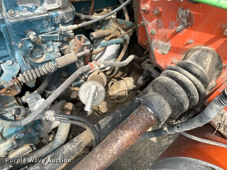 image for item DX1120 1996 International  4900 dump truck