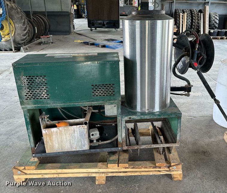 image for item DX1121 Hy-Flo 5181A  pressure washer