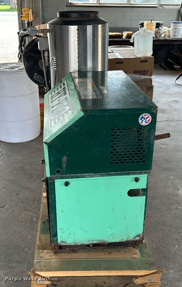 image for item DX1121 Hy-Flo 5181A  pressure washer