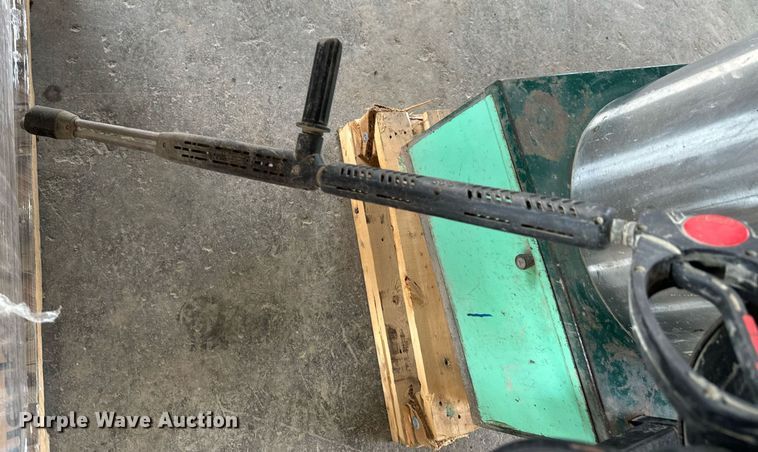 image for item DX1121 Hy-Flo 5181A  pressure washer