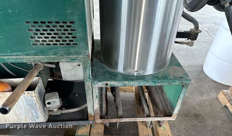 image for item DX1121 Hy-Flo 5181A  pressure washer