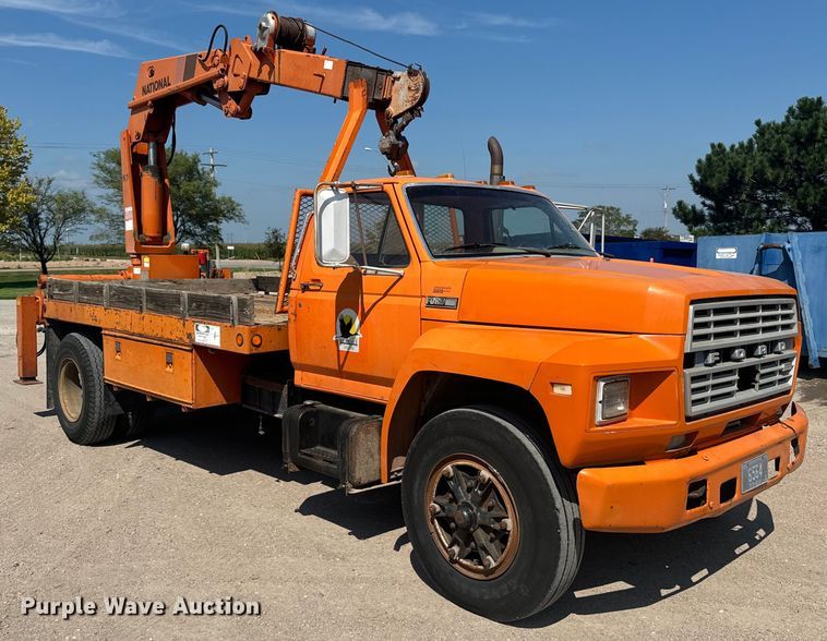 image for item EE7501 1984 Ford K708 crane truck