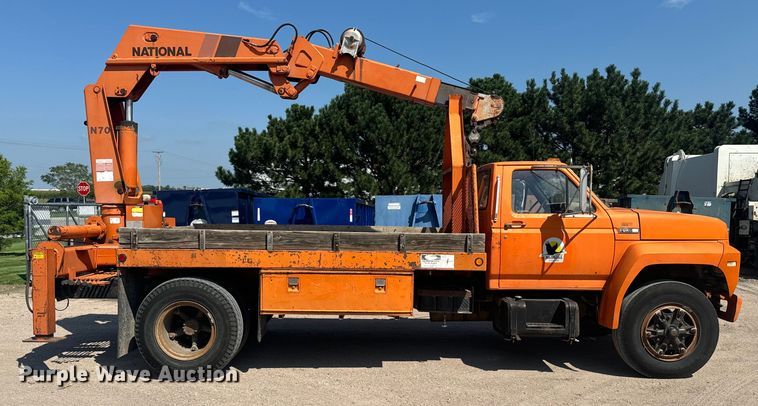 image for item EE7501 1984 Ford K708 crane truck