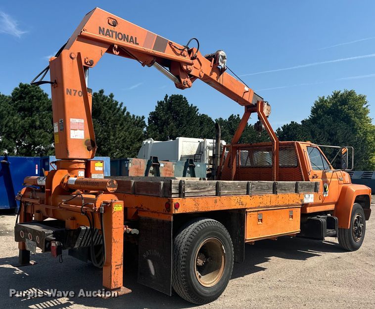 image for item EE7501 1984 Ford K708 crane truck