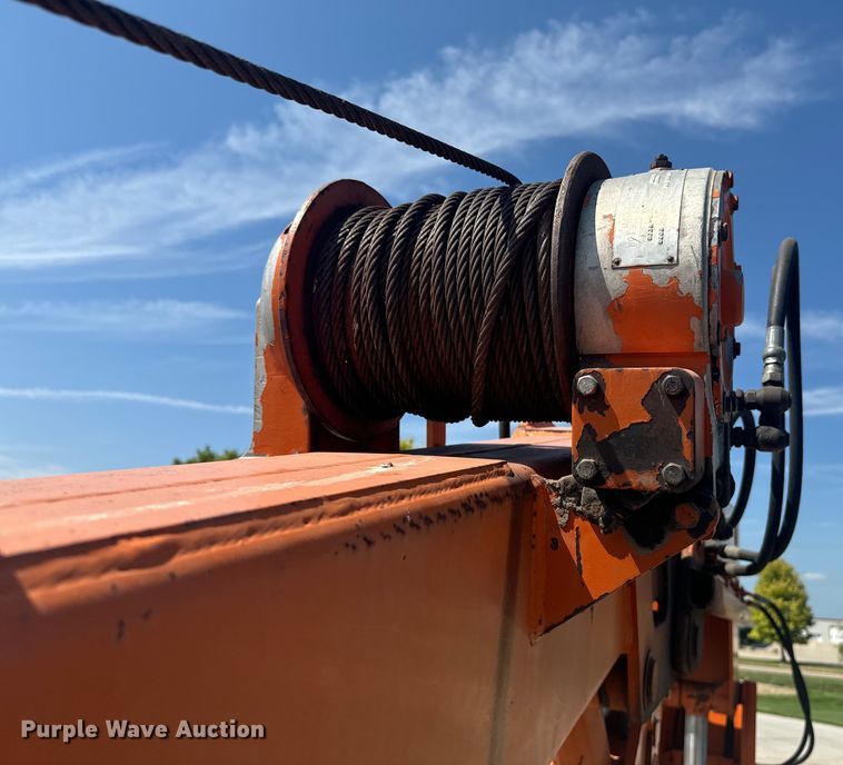 image for item EE7501 1984 Ford K708 crane truck