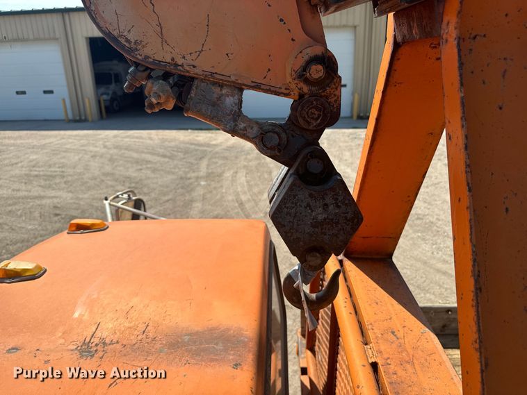 image for item EE7501 1984 Ford K708 crane truck