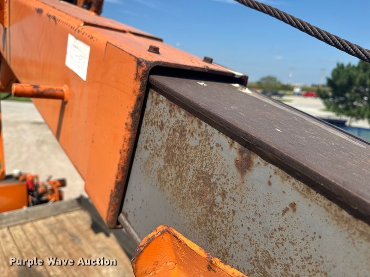 image for item EE7501 1984 Ford K708 crane truck