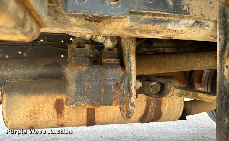 image for item EE7501 1984 Ford K708 crane truck