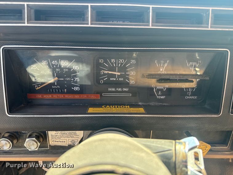 image for item EE7501 1984 Ford K708 crane truck