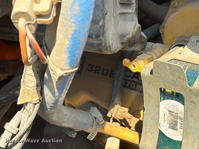 image for item EE7501 1984 Ford K708 crane truck