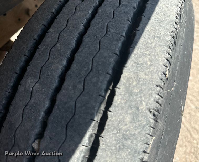 image for item EE7501 1984 Ford K708 crane truck