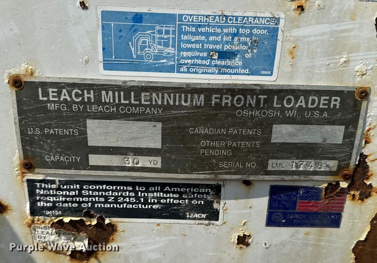 image for item EE7502 2001 Volvo WX64 refuse truck