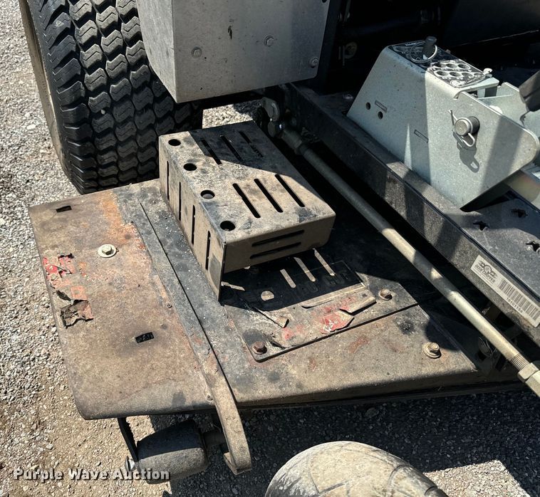 image for item EE7555 2015 Jacobsen Dixie Chopper ZTR lawn mower