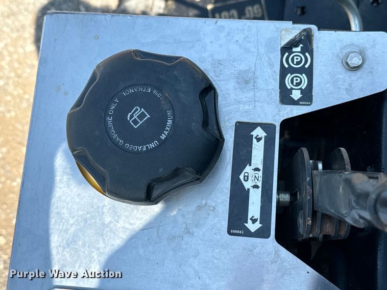 image for item EE7555 2015 Jacobsen Dixie Chopper ZTR lawn mower