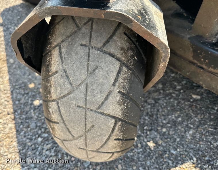 image for item EE7555 2015 Jacobsen Dixie Chopper ZTR lawn mower