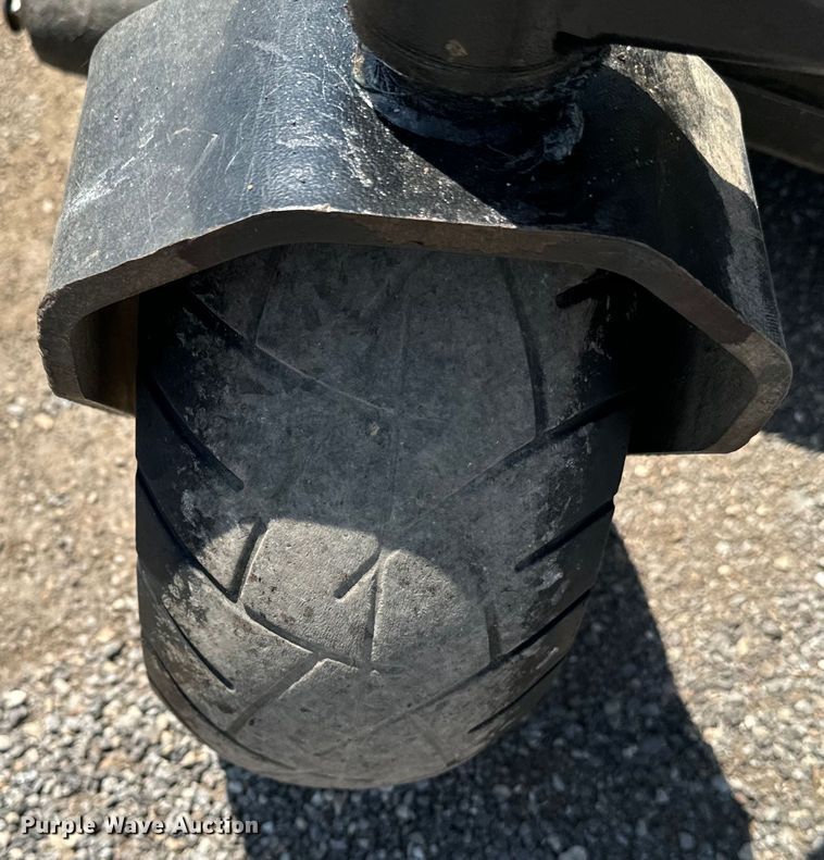 image for item EE7555 2015 Jacobsen Dixie Chopper ZTR lawn mower