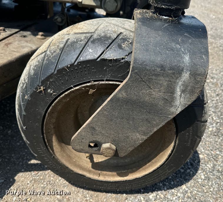 image for item EE7555 2015 Jacobsen Dixie Chopper ZTR lawn mower