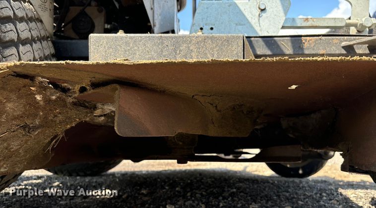 image for item EE7556 Jacobsen Dixie Chopper ZTR lawn mower