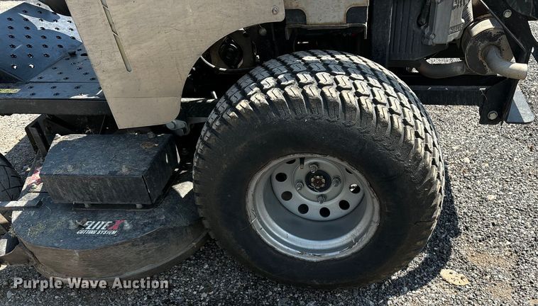 image for item EE7556 Jacobsen Dixie Chopper ZTR lawn mower