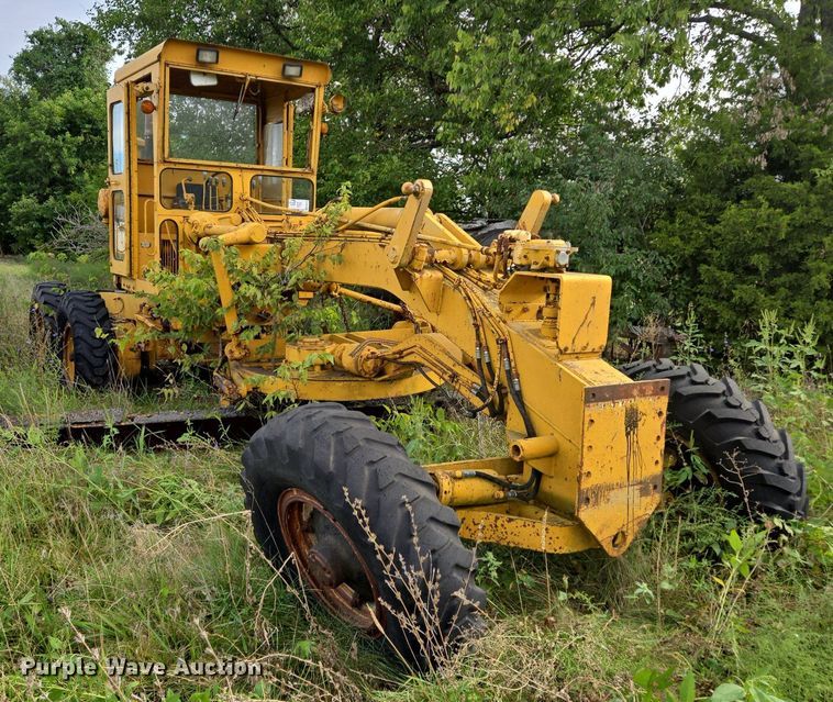 image for item EE8474 1966 Galion 104 rigid frame motor grader
