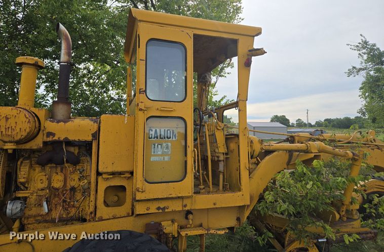 image for item EE8474 1966 Galion 104 rigid frame motor grader