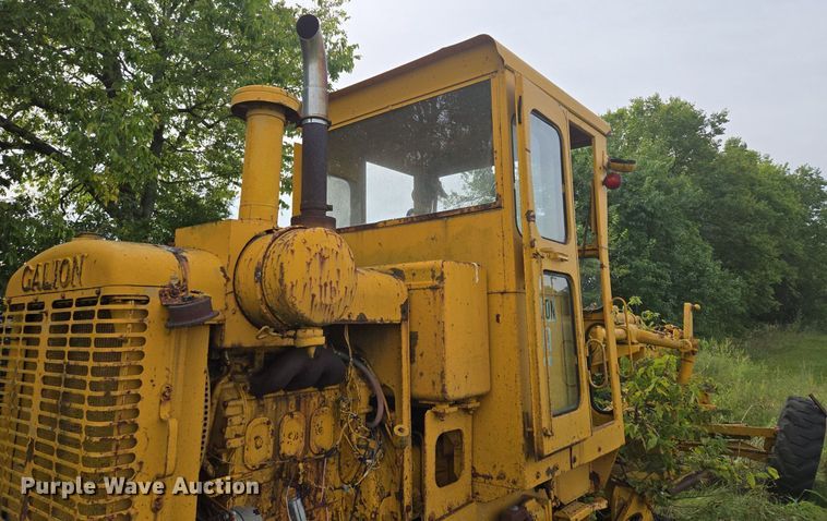 image for item EE8474 1966 Galion 104 rigid frame motor grader