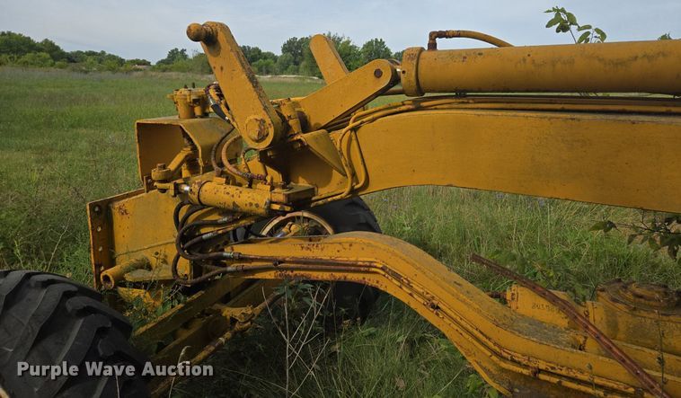 image for item EE8474 1966 Galion 104 rigid frame motor grader