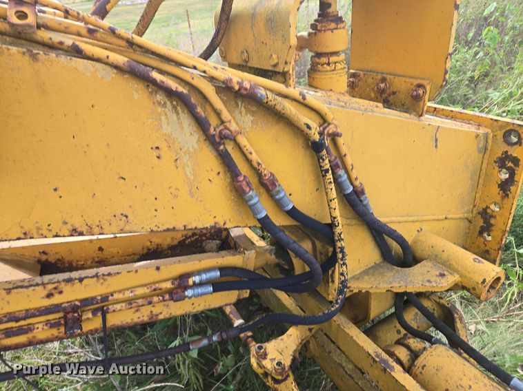 image for item EE8474 1966 Galion 104 rigid frame motor grader