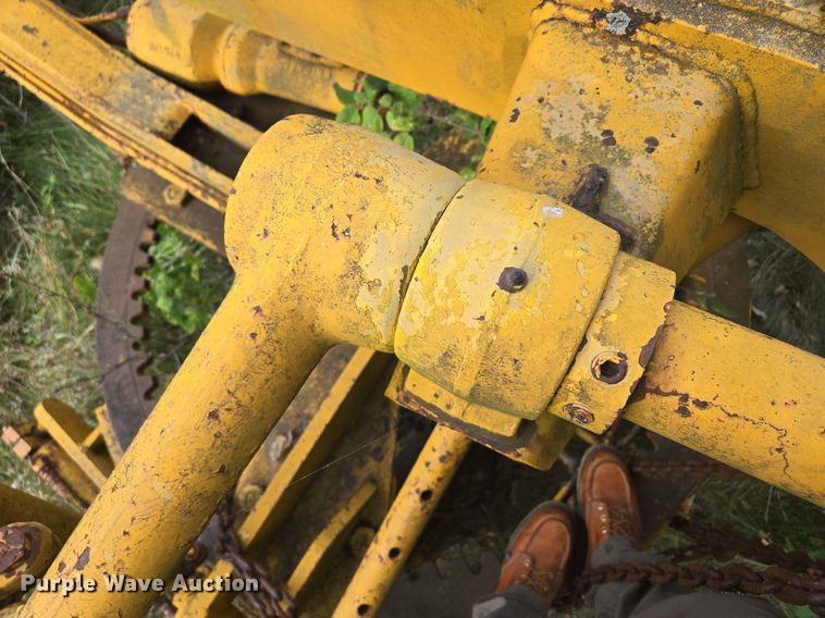 image for item EE8474 1966 Galion 104 rigid frame motor grader