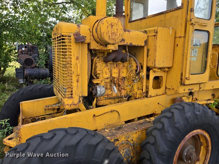 image for item EE8474 1966 Galion 104 rigid frame motor grader