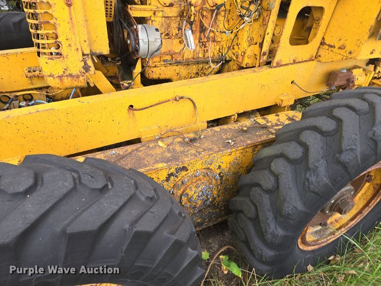 image for item EE8474 1966 Galion 104 rigid frame motor grader