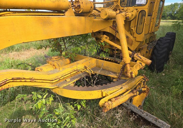 image for item EE8474 1966 Galion 104 rigid frame motor grader