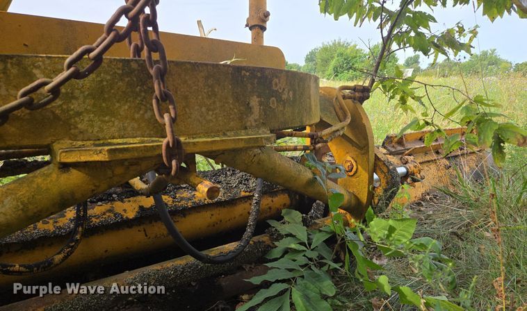 image for item EE8474 1966 Galion 104 rigid frame motor grader