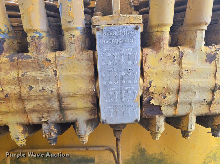 image for item EE8474 1966 Galion 104 rigid frame motor grader