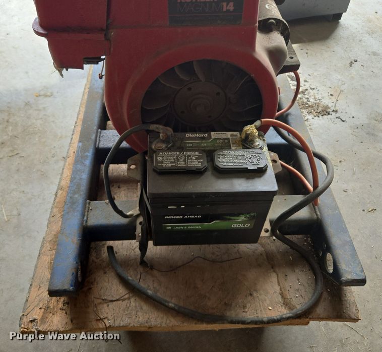 image for item EE8475 Gorman-Rupp 13E2-M14 water pump