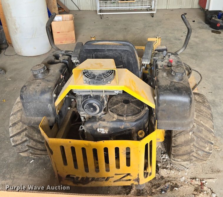 image for item EE8477 2008 Hustler  Super Z  ZTR lawn mower