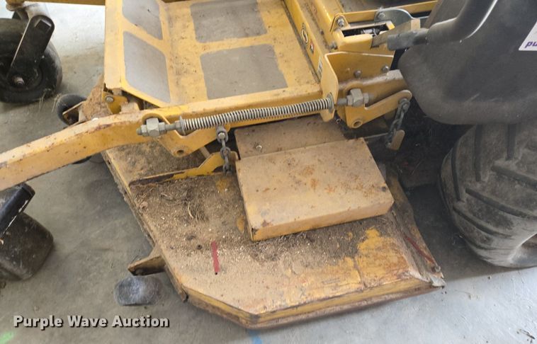 image for item EE8477 2008 Hustler  Super Z  ZTR lawn mower