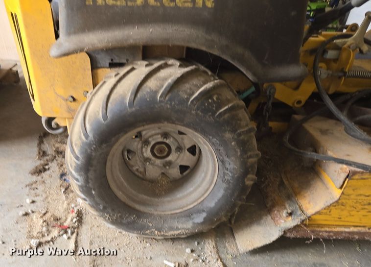 image for item EE8477 2008 Hustler  Super Z  ZTR lawn mower