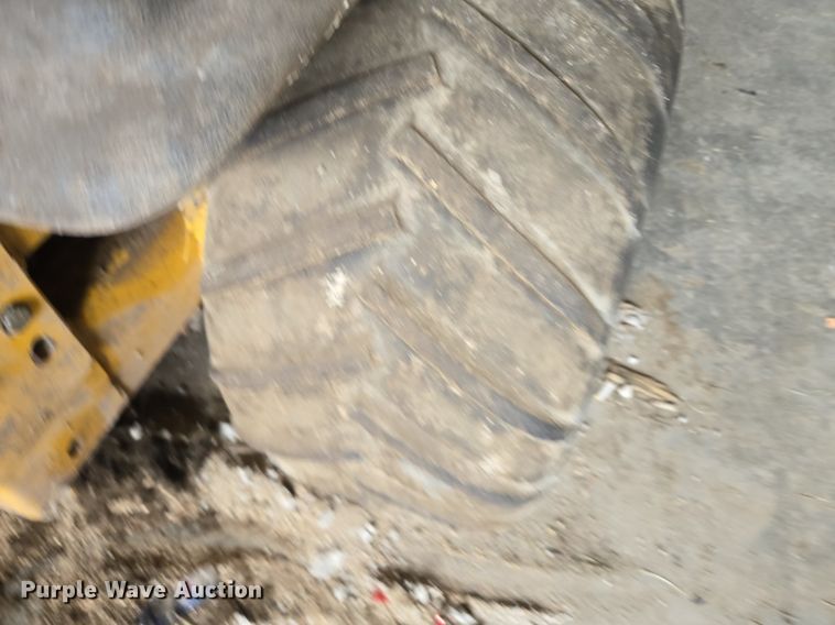 image for item EE8477 2008 Hustler  Super Z  ZTR lawn mower