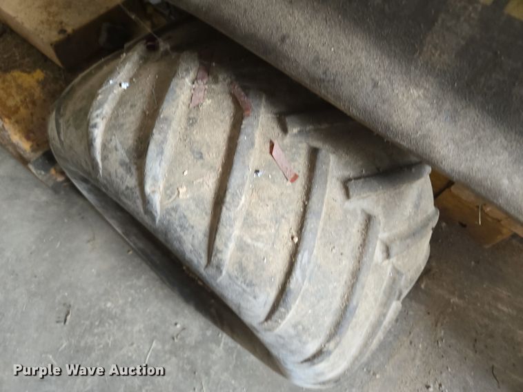 image for item EE8477 2008 Hustler  Super Z  ZTR lawn mower