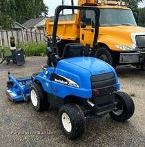 image for item EH4411 New Holland MC28 lawn mower
