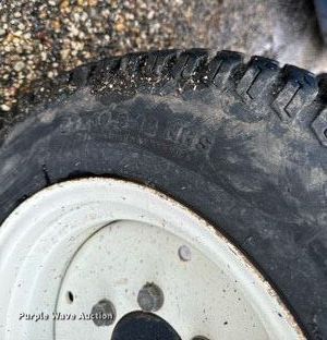 image for item EH4411 New Holland MC28 lawn mower