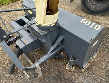 image for item EH4414 Buhler/Allied 6010 snow blower