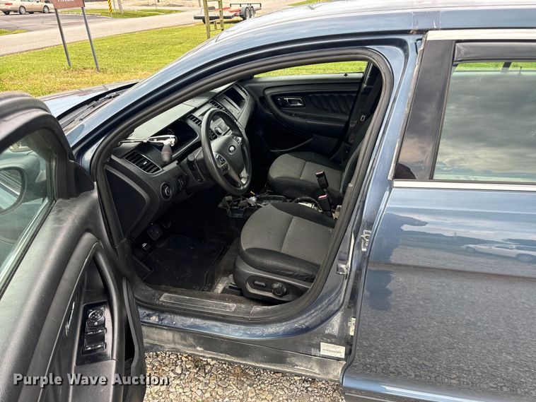 image for item EH6981 2013 Ford Taurus Police Interceptor 