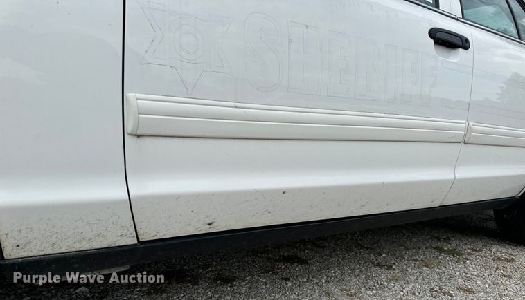 image for item EH6982 2010 Ford Crown Victoria Police Interceptor  