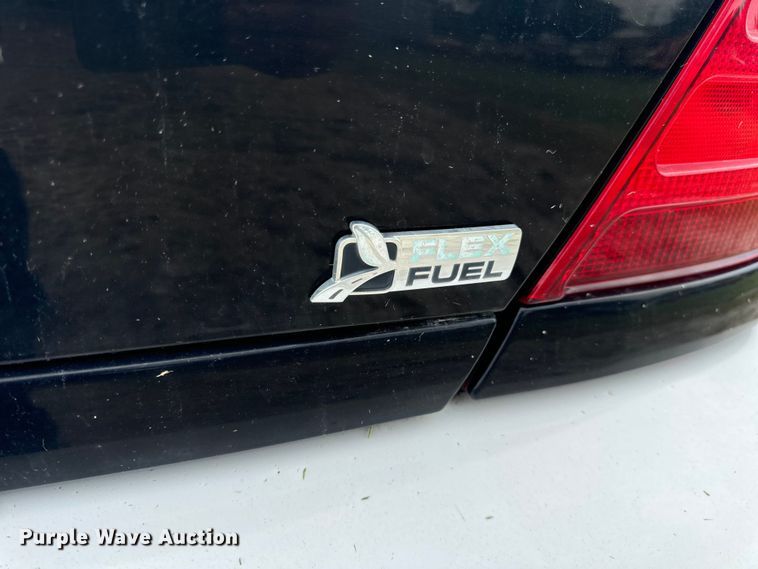 image for item EH6982 2010 Ford Crown Victoria Police Interceptor  