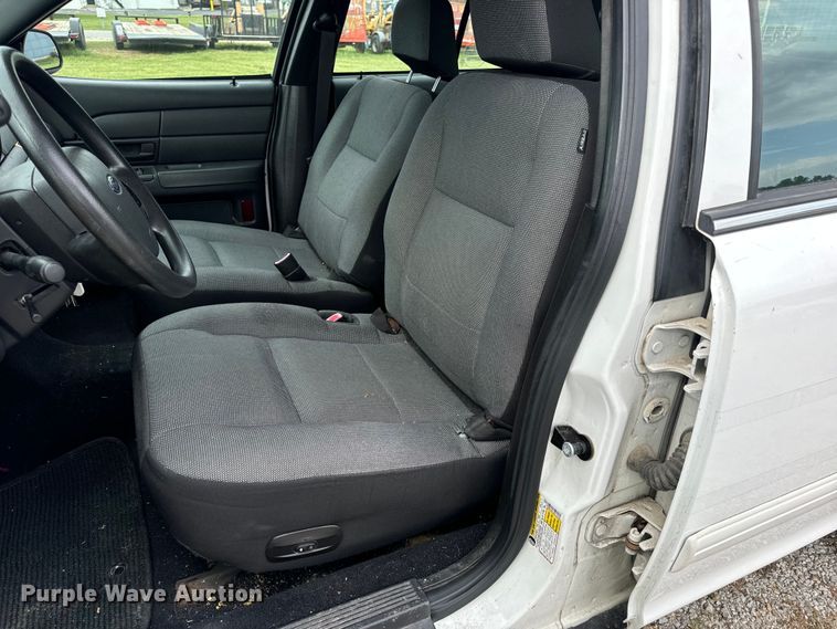 image for item EH6982 2010 Ford Crown Victoria Police Interceptor  