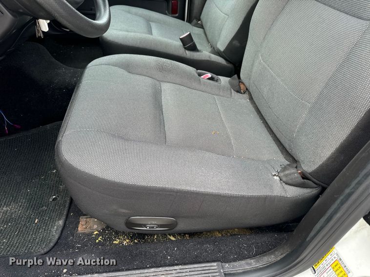 image for item EH6982 2010 Ford Crown Victoria Police Interceptor  