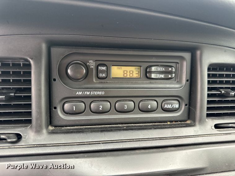 image for item EH6982 2010 Ford Crown Victoria Police Interceptor  